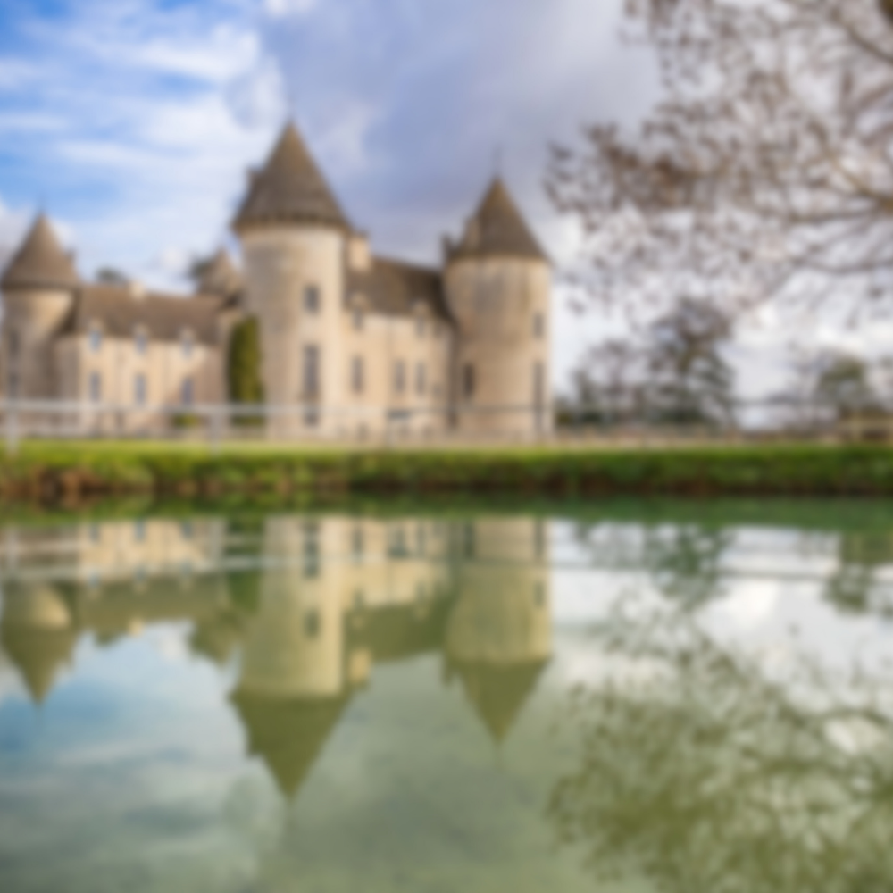 Coffret Cadeau Citroën MÉHARI • Escapade libre en duo + Visite du Château de Savigny